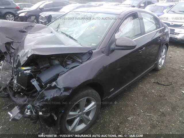 1G1PE5SB2F7135937 - 2015 CHEVROLET CRUZE LT BURGUNDY photo 2