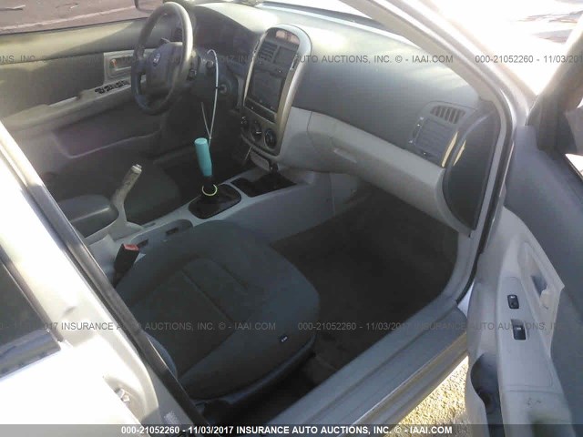 KNAFE161065364395 - 2006 KIA SPECTRA5 SILVER photo 5