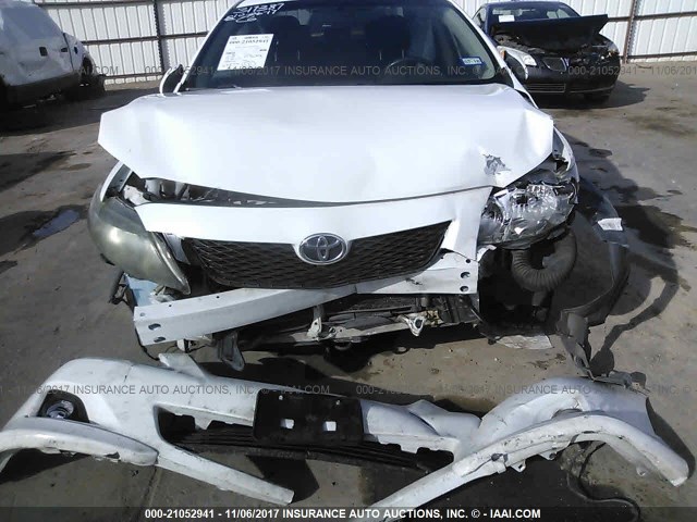 1NXBU40E09Z012912 - 2009 TOYOTA COROLLA S/LE/XLE WHITE photo 6