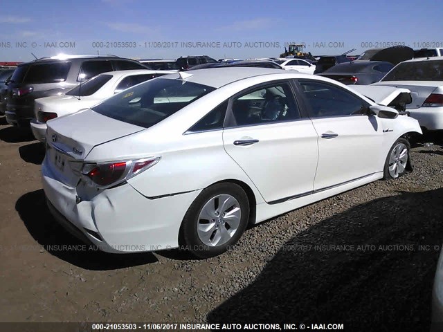 KMHEC4A46DA075027 - 2013 HYUNDAI SONATA HYBRID WHITE photo 4