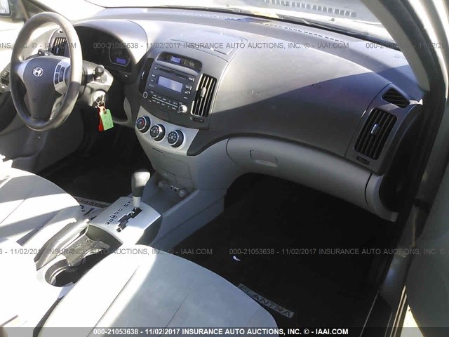 KMHDU46D19U802520 - 2009 HYUNDAI ELANTRA GLS/SE GRAY photo 5