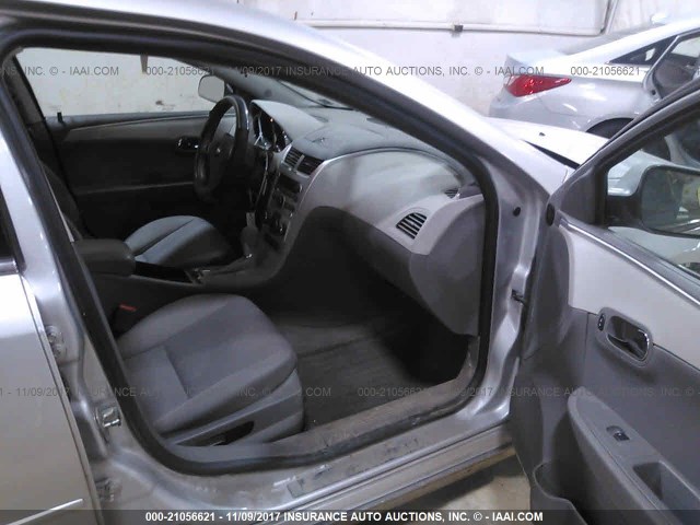 1G1ZC5E04CF148442 - 2012 CHEVROLET MALIBU 1LT 银色 照片 5