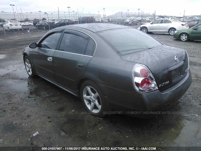 1N4BL11D55C263104 - 2005 NISSAN ALTIMA SE/SL/SE-R GRAY photo 3