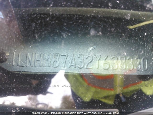 1LNHM87A32Y638330 - 2002 LINCOLN LS WHITE photo 9