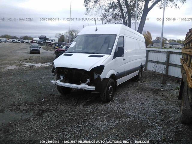 WD3PE8CCXC5714594 - 2012 MERCEDES-BENZ SPRINTER 2500 WHITE photo 2