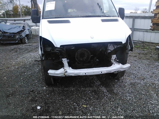 WD3PE8CCXC5714594 - 2012 MERCEDES-BENZ SPRINTER 2500 WHITE photo 6