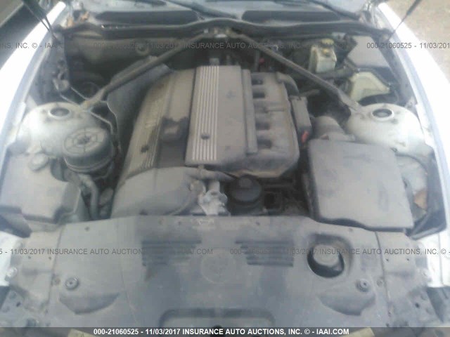 4USBT53453LT21394 - 2003 BMW Z4 3.0 SILVER photo 10