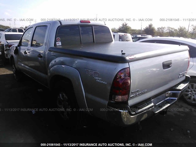 3TMJU62N86M009250 - 2006 TOYOTA TACOMA DOUBLE CAB PRERUNNER SILVER photo 3