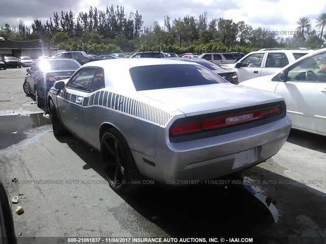 2B3CJ4DV9AH179502 - 2010 DODGE CHALLENGER SE SILVER photo 3