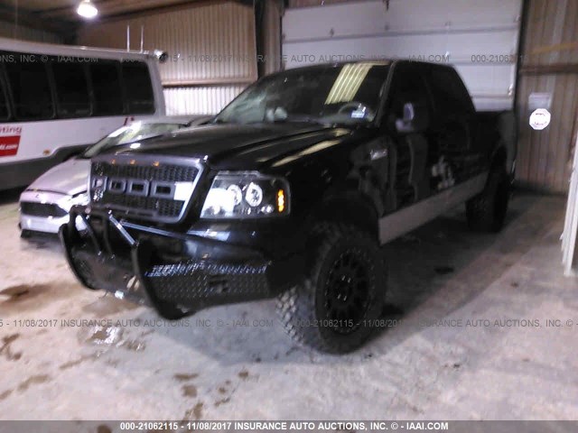 1FTRW14W16FB81545 - 2006 FORD F150 SUPERCREW BLACK photo 2