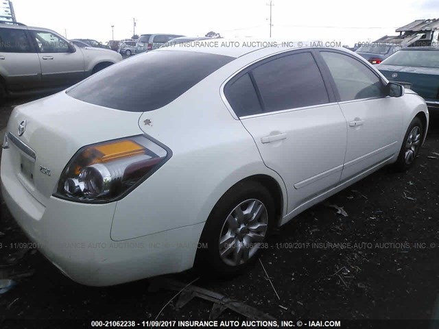 1N4AL21E49N428547 - 2009 NISSAN ALTIMA 2.5/2.5S WHITE photo 4