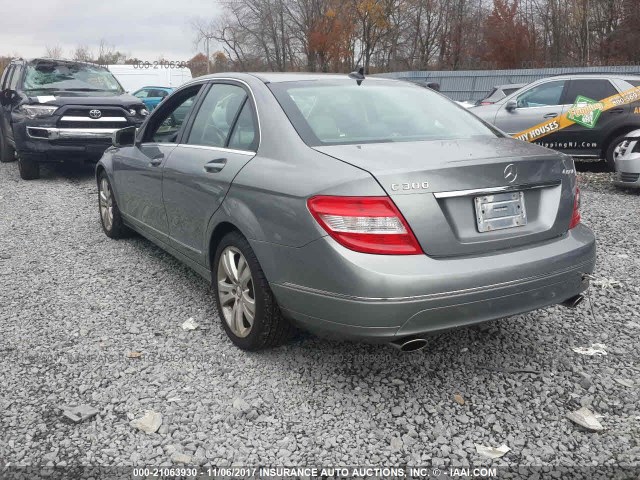 WDDGF8BB0BR133727 - 2011 MERCEDES-BENZ C 300 4MATIC GRAY photo 3