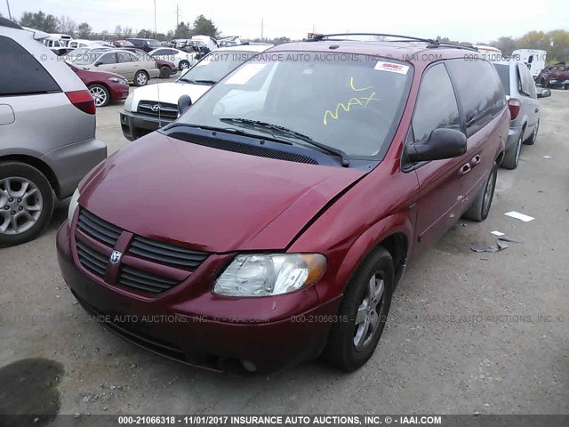 2D4GP44L77R159784 - 2007 DODGE GRAND CARAVAN SXT RED photo 2