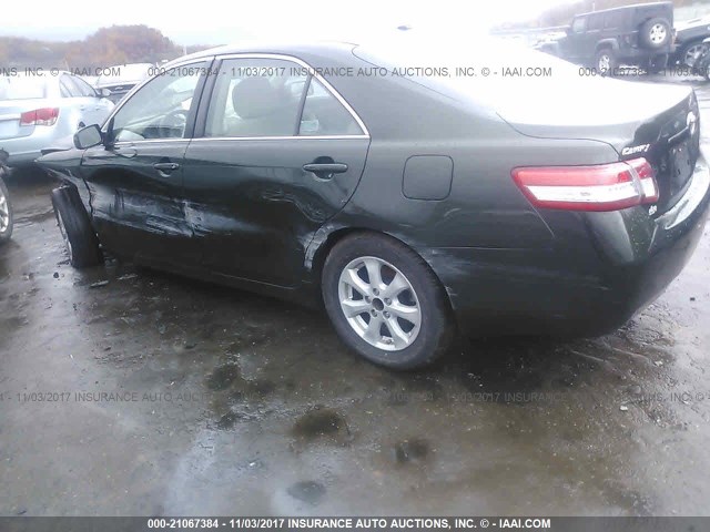 4T1BF3EKXBU619280 - 2011 TOYOTA CAMRY SE/LE/XLE 绿色 照片 3