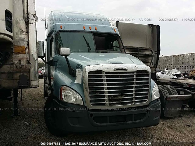 1FUJGLDR8CSBM9383 - 2012 FREIGHTLINER CASCADIA 125  BLUE photo 1