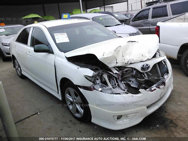 4T1BF3EK0AU038871 - 2010 TOYOTA CAMRY SE/LE/XLE 白色 照片 1