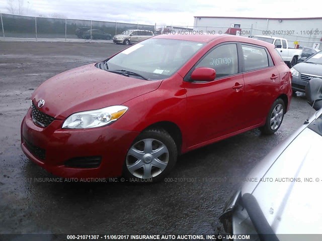 2T1KU40E99C009931 - 2009 TOYOTA COROLLA MATRIX  RED photo 2