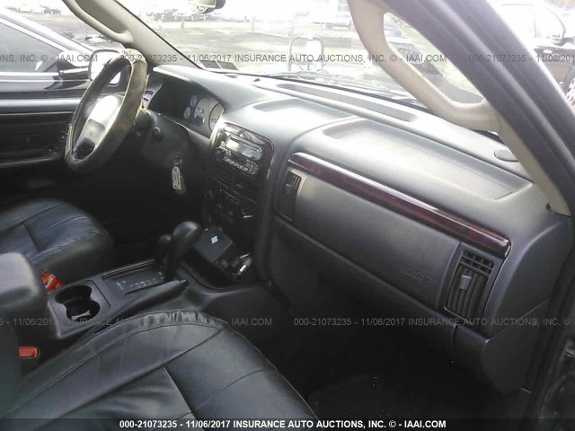 1J4GW58S44C144939 - 2004 JEEP GRAND CHEROKEE LIMITED GRAY photo 5