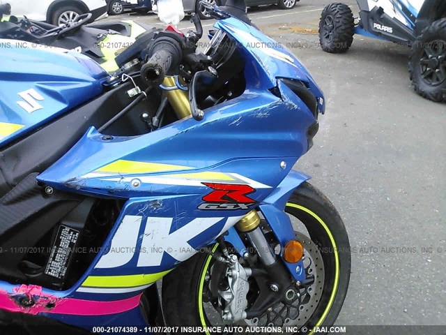 JS1GR7MA1H2100053 - 2017 SUZUKI GSX-R750 BLUE photo 5