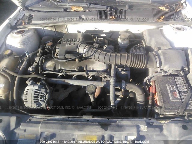 1G2JB124317265979 - 2001 PONTIAC SUNFIRE SE WHITE photo 10