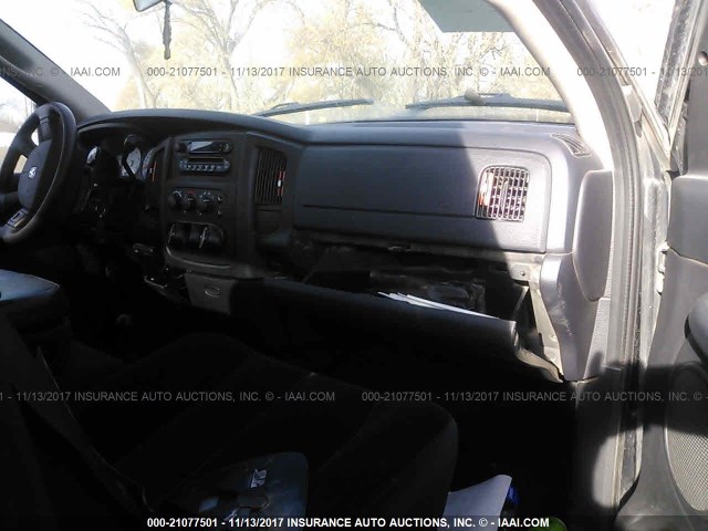3D7KS28C25G820778 - 2005 DODGE RAM 2500 ST/SLT 黑色 照片 5