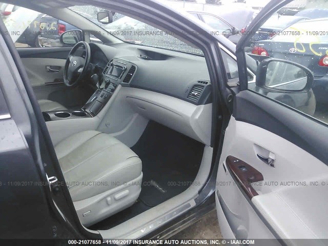 4T3BK3BB3AU032215 - 2010 TOYOTA VENZA GRAY photo 5