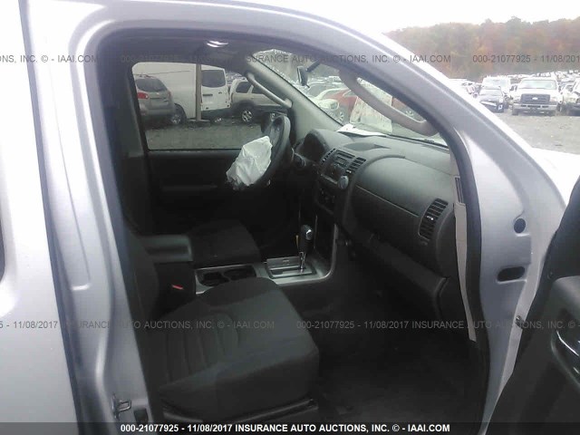 5N1AR1NB7CC628727 - 2012 NISSAN PATHFINDER S/LE/SE SILVER photo 5