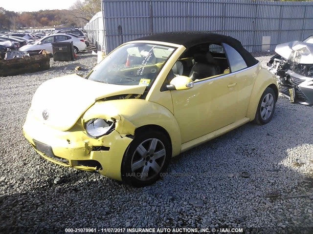 3VWRF31YX7M418548 - 2007 VOLKSWAGEN NEW BEETLE CONVERTIBLE OPTION PKG 1 YELLOW photo 2