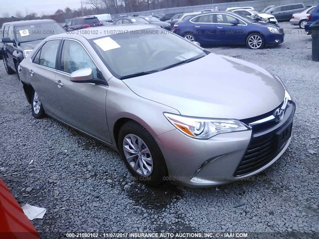 4T4BF1FK4GR580668 - 2016 TOYOTA CAMRY LE/XLE/SE/XSE 棕色 照片 1