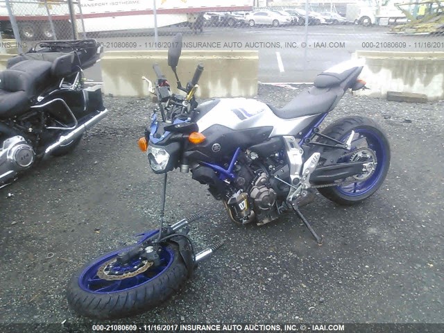 JYARM06E9GA006507 - 2016 YAMAHA FZ07 BLUE photo 2