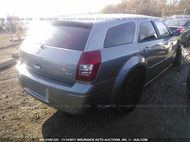 2D4FV47V86H204430 - 2006 DODGE MAGNUM SXT GRAY photo 4