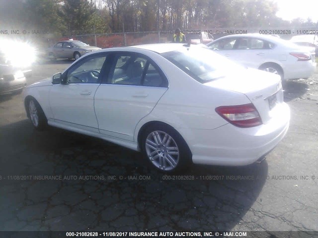 WDDGF81X58F121239 - 2008 MERCEDES-BENZ C 300 4MATIC WHITE photo 3