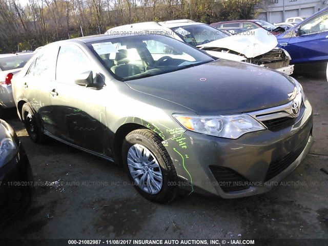 4T4BF1FK8DR333309 - 2013 TOYOTA CAMRY L/SE/LE/XLE GRAY photo 1