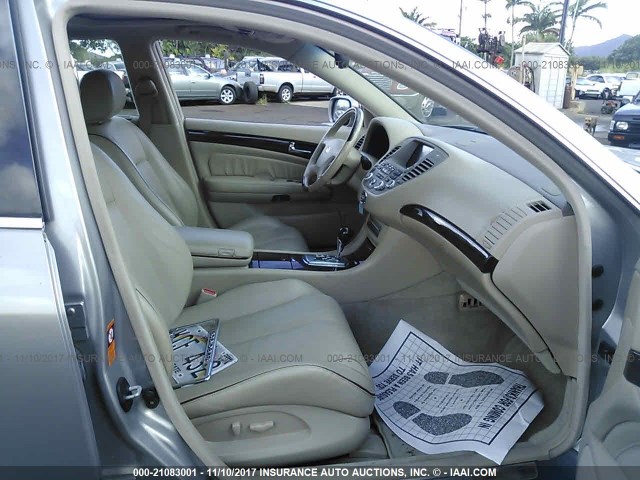 JNKBF01A45M100695 - 2005 INFINITI Q45 SILVER photo 5