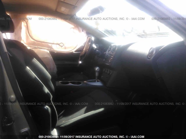 JN8AS5MV3CW418267 - 2012 NISSAN ROGUE GRAY photo 5