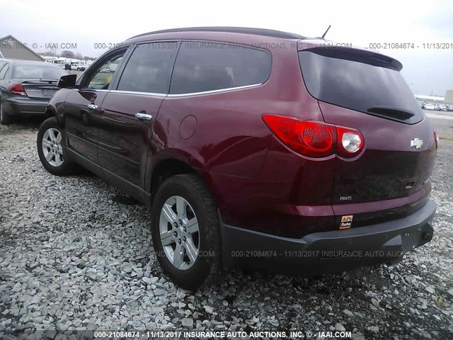 1GNKVGED3BJ133077 - 2011 CHEVROLET TRAVERSE LT MAROON photo 3