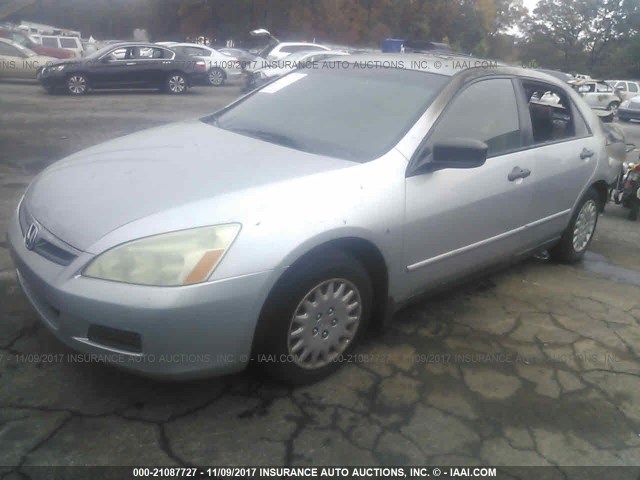 1HGCM56137A078549 - 2007 HONDA ACCORD VALUE SILVER photo 2