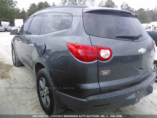 1GNKRJED1BJ219456 - 2011 CHEVROLET TRAVERSE LT GRAY photo 3