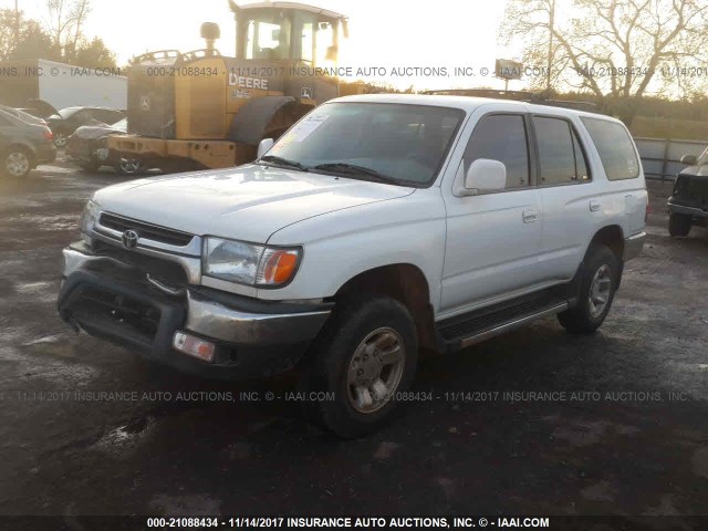 JT3GN86R620236051 - 2002 TOYOTA 4RUNNER SR5 WHITE photo 2