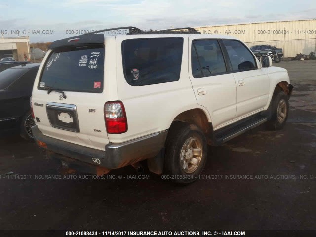 JT3GN86R620236051 - 2002 TOYOTA 4RUNNER SR5 WHITE photo 4