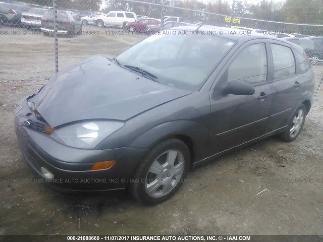 3FAFP37333R192922 - 2003 FORD FOCUS ZX5 GRAY photo 2