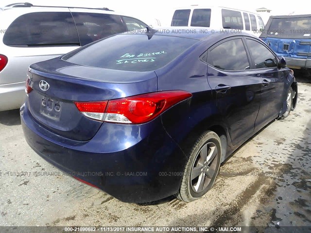 5NPDH4AE2DH231065 - 2013 HYUNDAI ELANTRA GLS/LIMITED BLUE photo 4