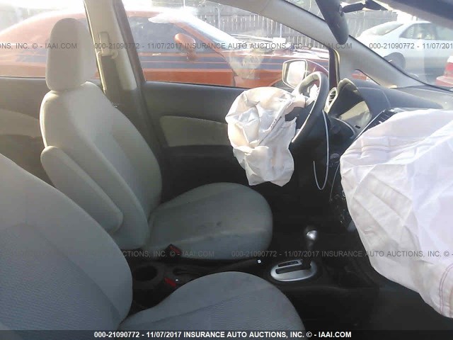 3N1CE2CP4FL398475 - 2015 NISSAN VERSA NOTE S/S PLUS/SV/SL/SR RED photo 5