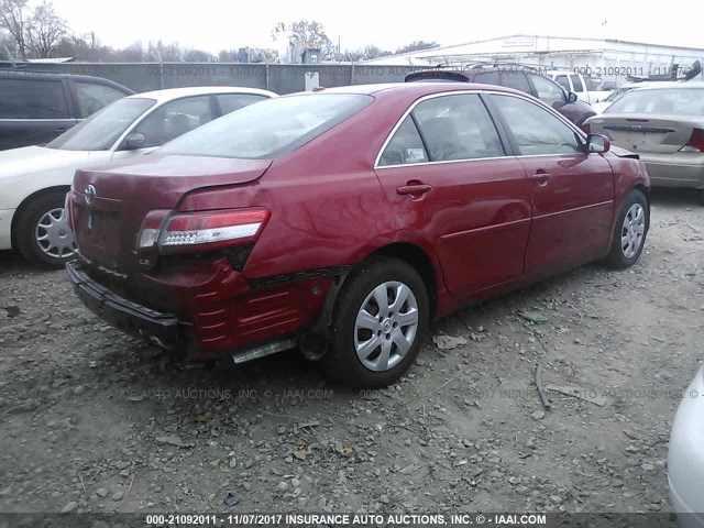 4T1BF3EK5AU048537 - 2010 TOYOTA CAMRY SE/LE/XLE RED photo 4