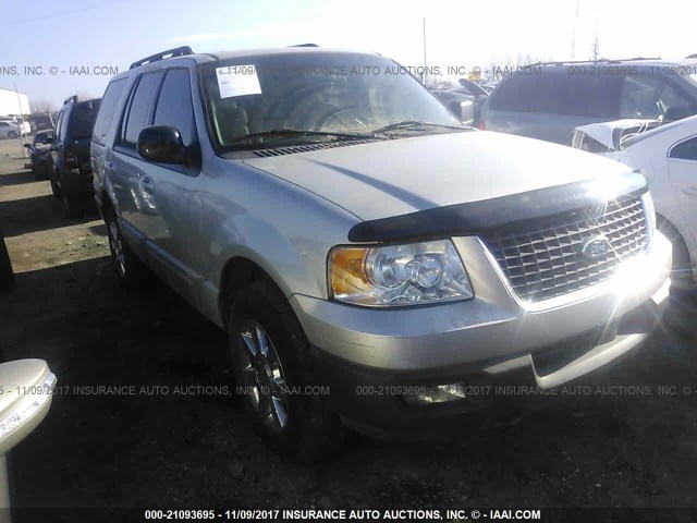 1FMPU16505LA37952 - 2005 FORD EXPEDITION XLT GRAY photo 1