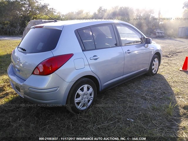 3N1BC1CP7AL437242 - 2010 NISSAN VERSA S/SL BLUE photo 4