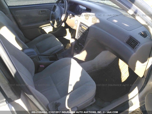 4T1BG22K51U844524 - 2001 TOYOTA CAMRY CE/LE/XLE TAN photo 5