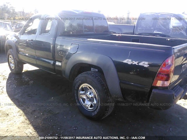 5TEUX42N85Z037317 - 2005 TOYOTA TACOMA ACCESS CAB Schwarz Foto 3