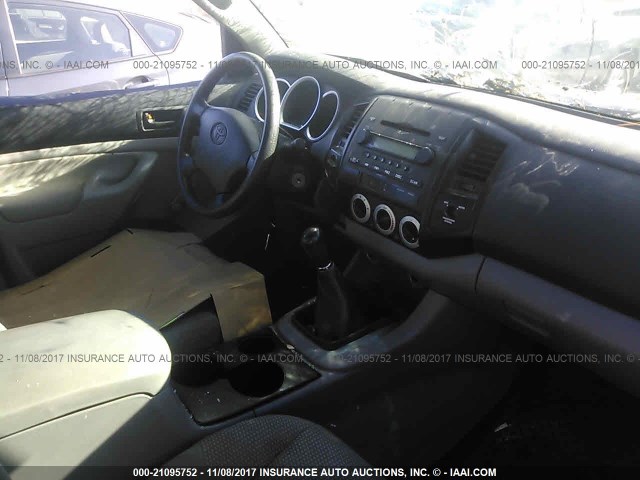 5TEUX42N85Z037317 - 2005 TOYOTA TACOMA ACCESS CAB Schwarz Foto 5