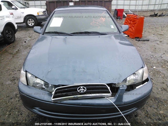 4T1BG22K9YU971769 - 2000 TOYOTA CAMRY CE/LE/XLE 蓝色 照片 6